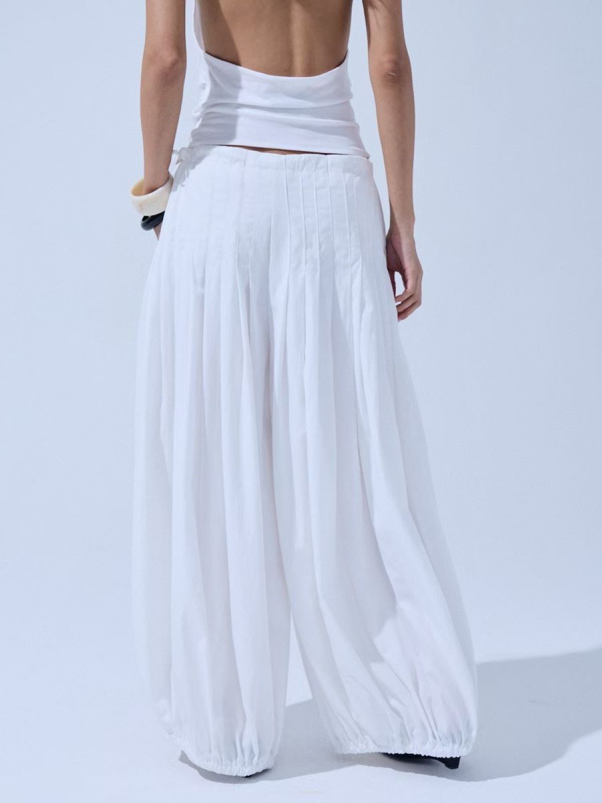 Pleated Balloon Harem Pants — White