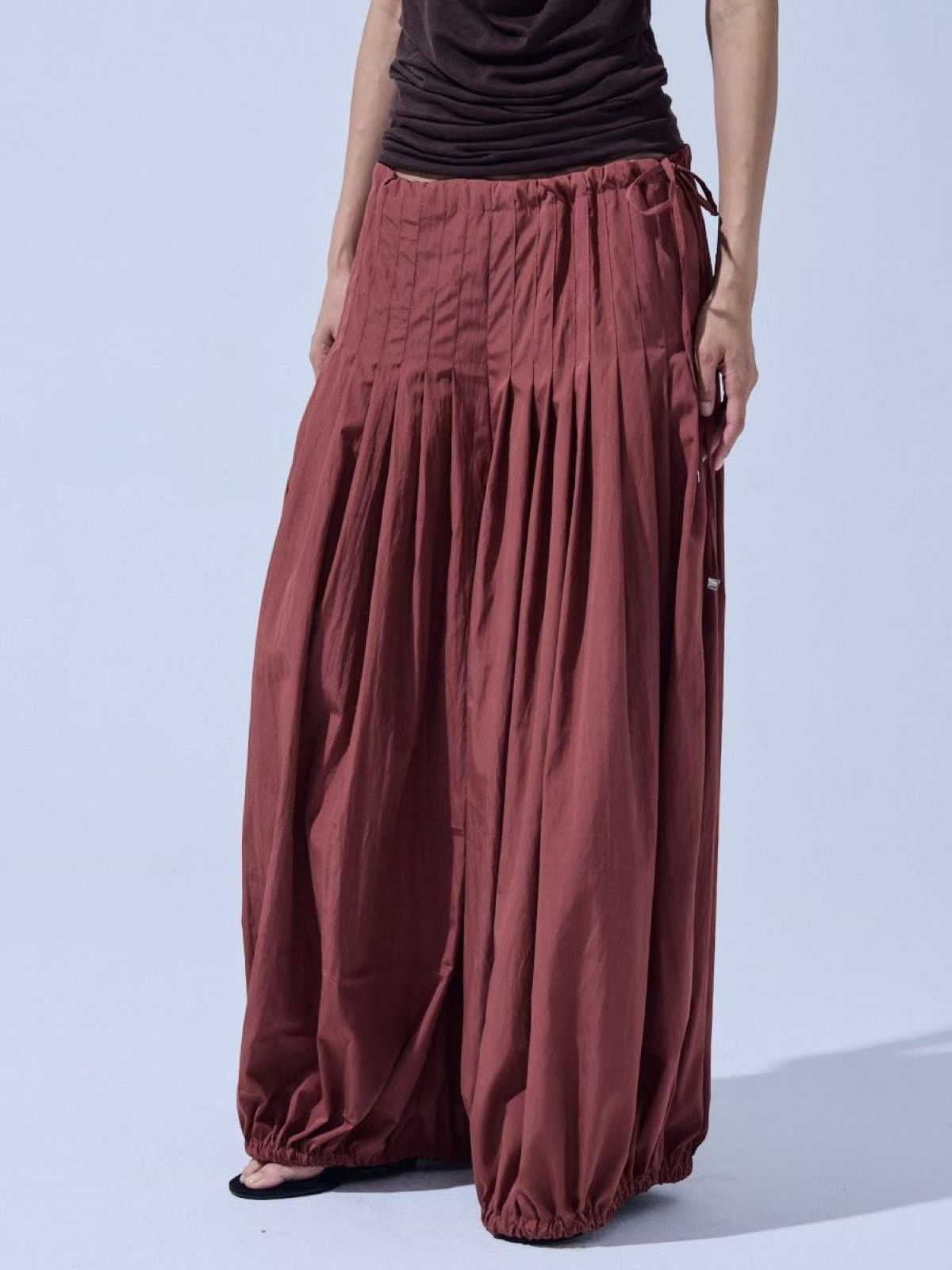 Pleated Balloon Harem Pants — Brick