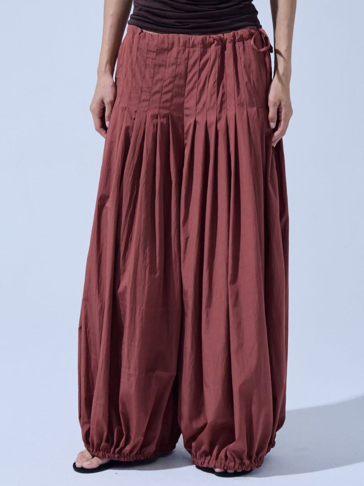 Pleated Balloon Harem Pants — Brick