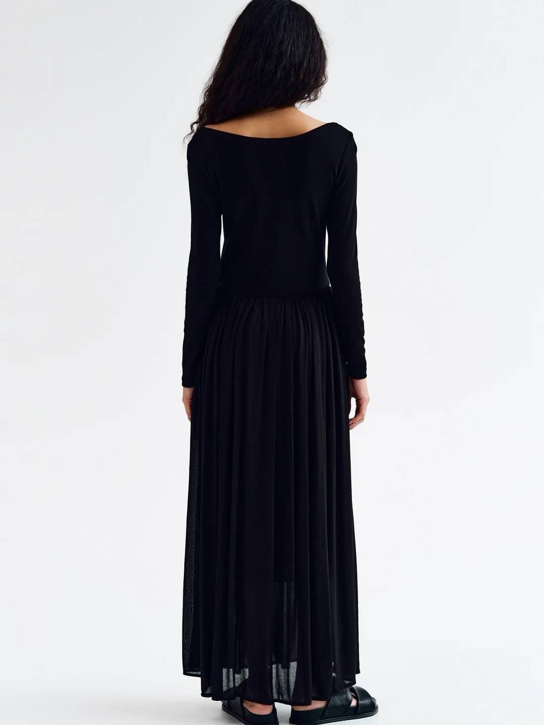 Black Long-Sleeve Maxi Dress