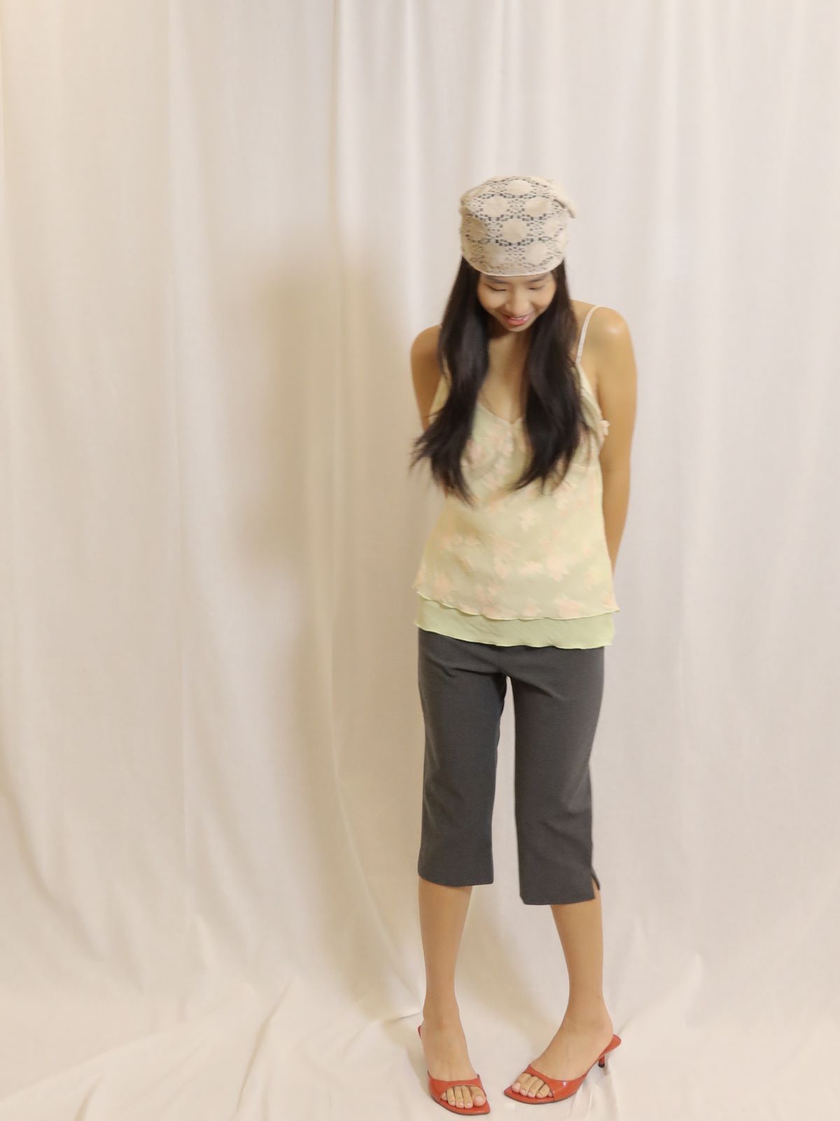 Grey Capri Trousers