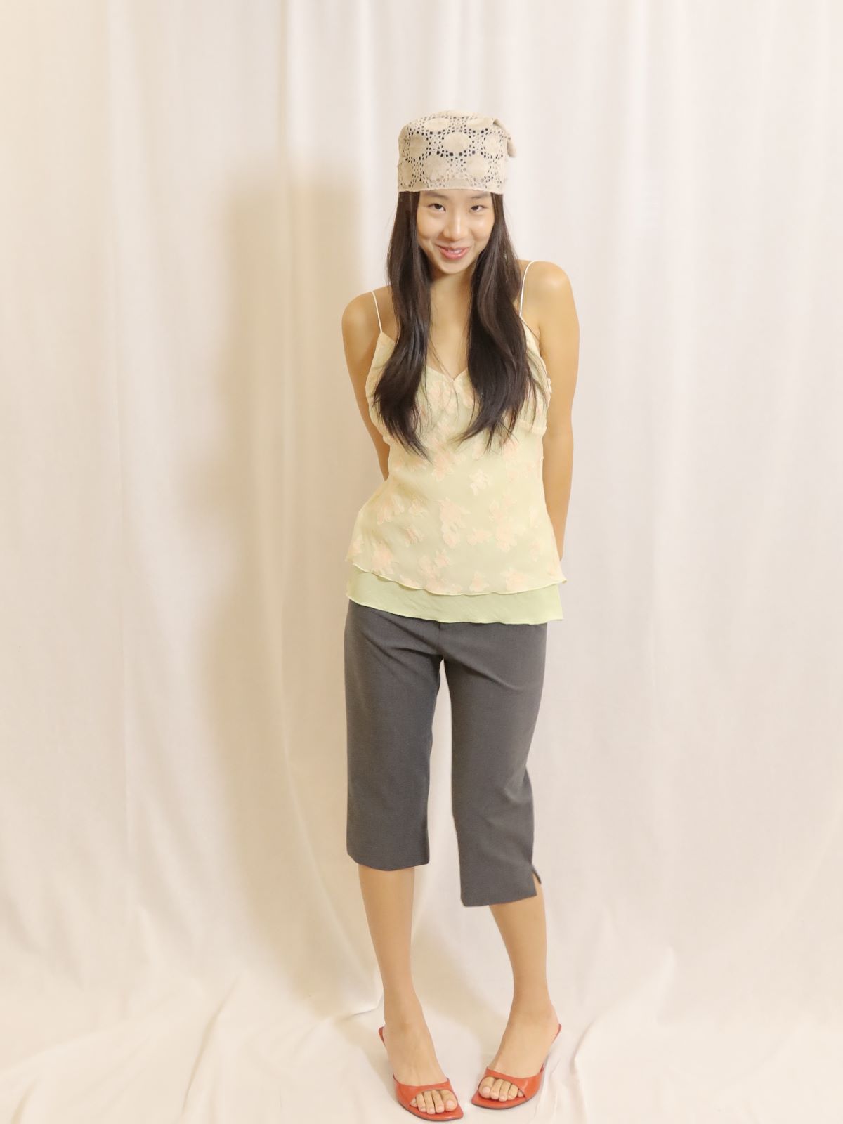 Grey Capri Trousers