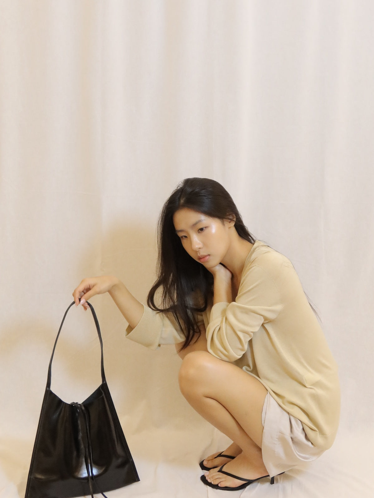 V-neck Knit Top